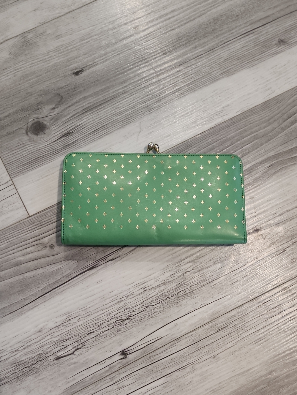 Vintage Green Studded Women's Wallet - Classic Clasp Design